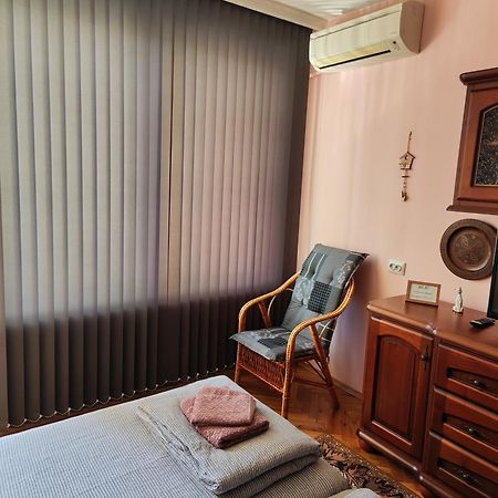 Сладкият Кът На Радост Apartment Burgas Bagian luar foto